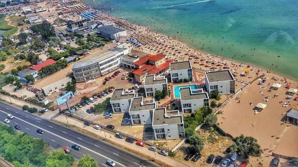 La Perla Bianca Residence エフォリエ・ノルド エクステリア 写真